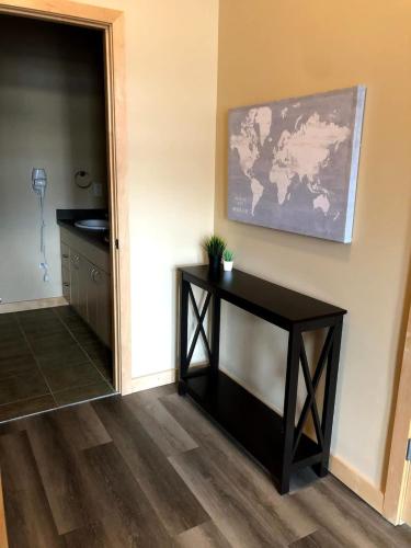 Cannery Square Apartment 104 - image 5