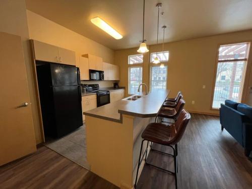 Cannery Square Short Term Rentals -102 - image 2