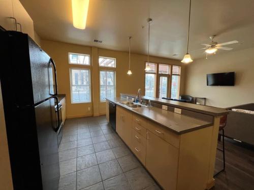 Cannery Square Short Term Rentals -102 - image 4