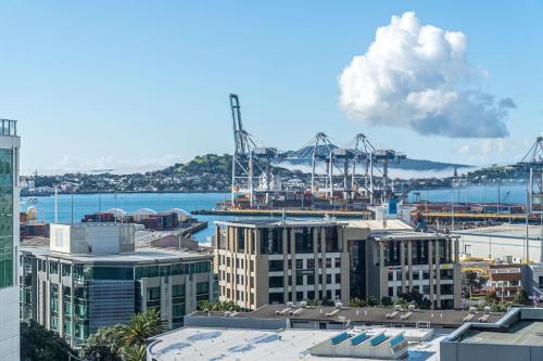 City Escape with Harbour View and Free Secure Parking, Auckland (Foto 7)