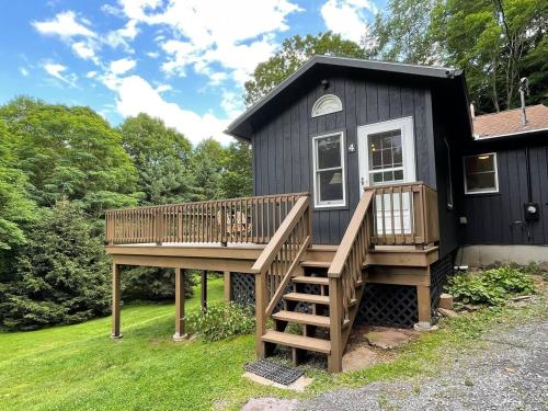 Bellwood Cottage 8-14min to all Roxbury Wed Venues - image 6