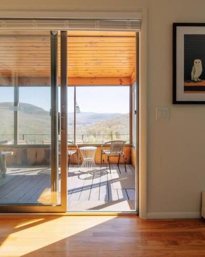 Kilátás, Catskills Arthouse - 15 mins to Skiing in Fleischmanns (NY)