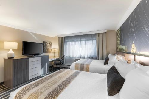 Best Western Plus Milwaukee West - image 9