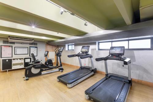 Best Western Plus Milwaukee West - image 6