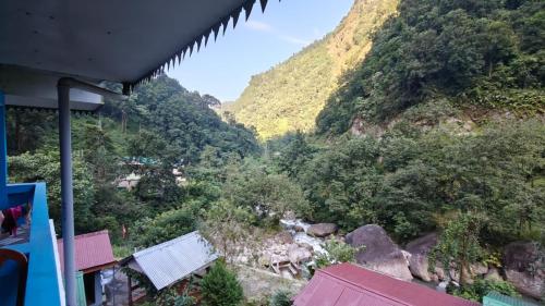 Sisney River Retreat in Rongli