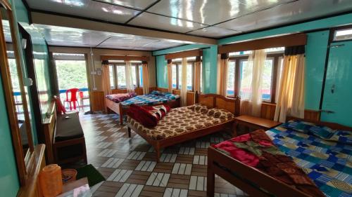 Sisney River Retreat in Rongli