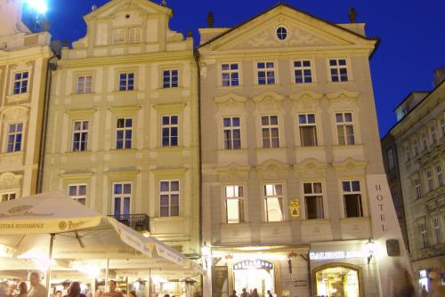 Old Town Square Hotel - image 2