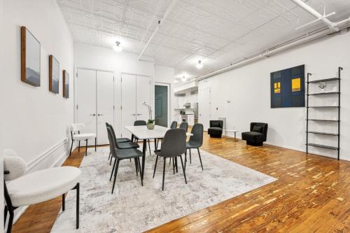 Massive SoHo Loft 4 Bedrooms 2 Bath 7 Beds, New York (photo 8)
