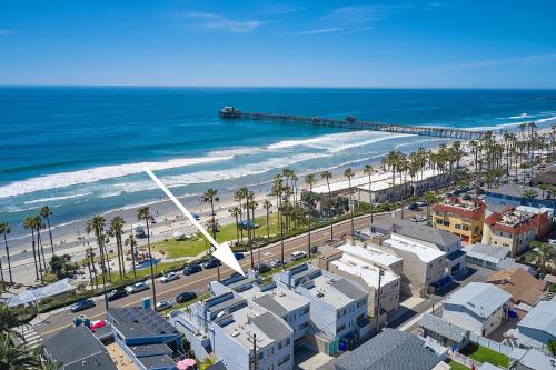 Ocean View with Large Balcony Air Conditioned - image 13