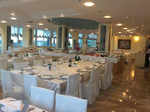 Hotel Lady Mary - 레스토랑