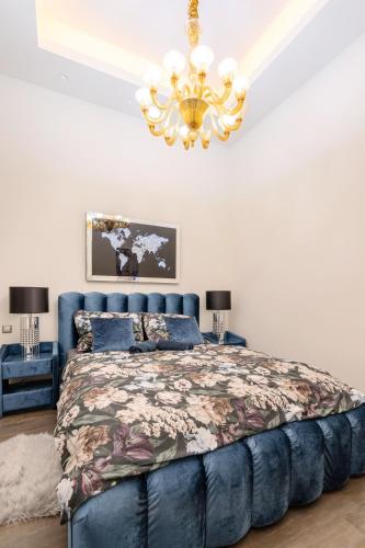 Three-Bedroom Apartment image 10