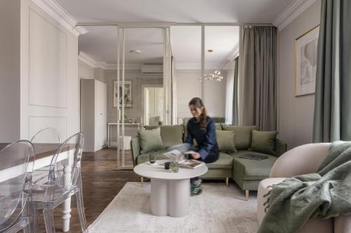 4 bedrooms, 5 beds