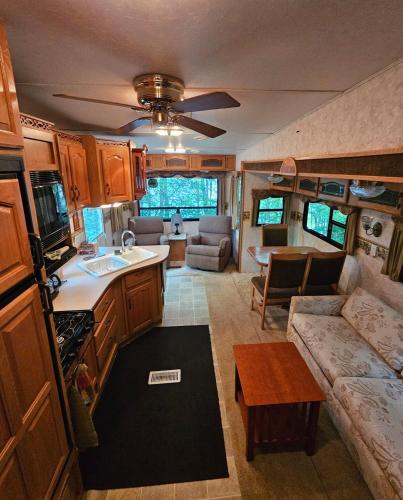 The Mountaineer-Presque Isle Campground #4