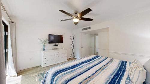 48 Hickory Cove - image 3