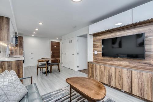 Designer Apartment Classy Comfort in the City