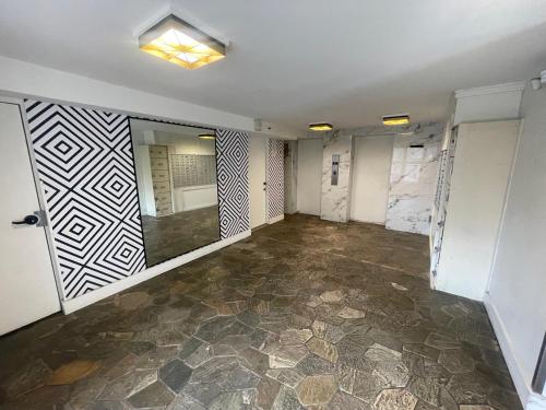 Modern Ocean View Studio - Waikiki Paradise! - Tap to explore photos