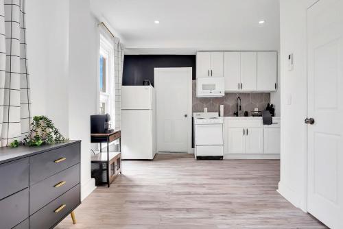 Urban Nest #4 Chic studio central to downtown in Schenectady