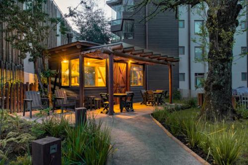 Departamento en Pucón con terraza y jardín privado