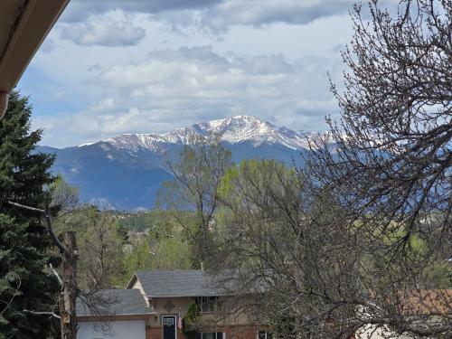 Purple Mountain Majestic Retreat
