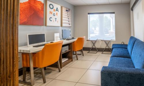 Holiday Inn Express Hotel & Suites Orange City - Deltona by IHG in Orange City, USA