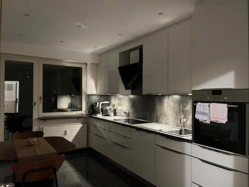Cozy Central Apartment, Basilea (foto 4)