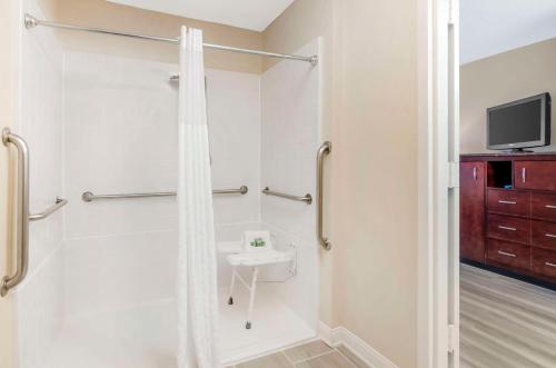 Best Western Lexington Inn - image 7