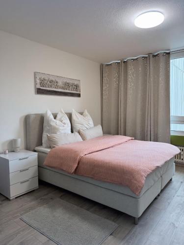 Modern Two-Bedroom apartment with Balcony in Cologne, Köln (Foto 3)
