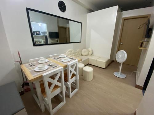 Oasis Suites Staycation