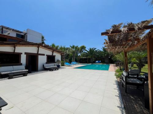 Casa de Playa Asia