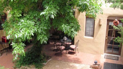 Casa de Tres Lunas/House of Three Moons - 전망