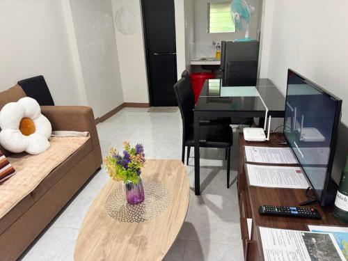 Vibrant Vibes Cozy Staycation III in Sorsogon City