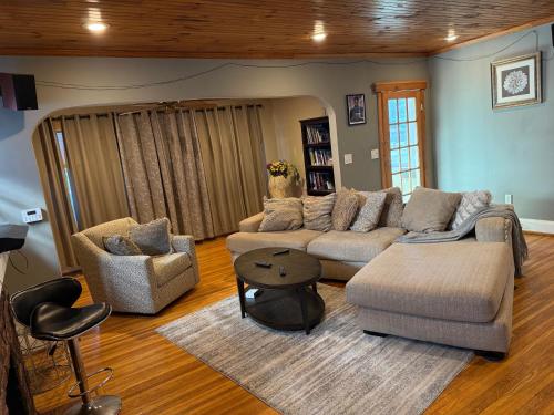 3 bedroom stylish house – khách sạn tại North Delaware