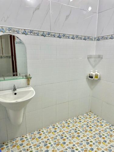 Ăn gì cũng được Homestay