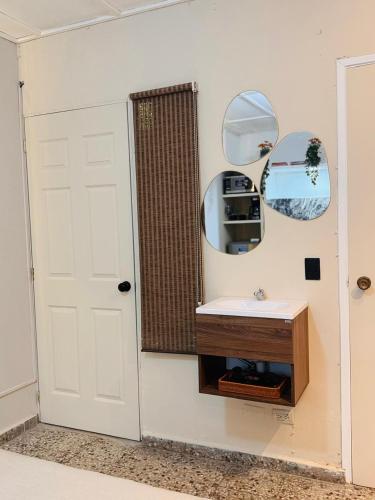 San Benito Executive Suite luxury security - image 3