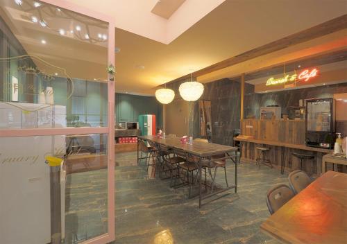 Food and beverages, February Hotel The Stay Busan Gangseo Main Building in Gangseo-gu