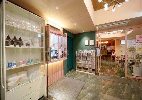 Lobby, February Hotel The Stay Busan Gangseo Main Building near Hometown Village Yuhwang Raw Duck