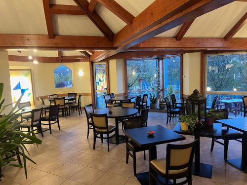 Їжа та напої, Brit Hotel Confort Deltour Mende in Mende