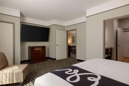 La Quinta by Wyndham Dumas - main image