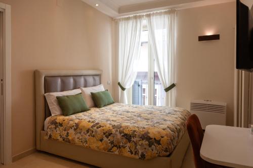 Standard Double Room image 4