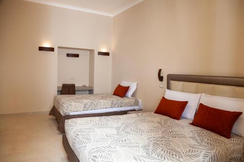 Comfort Triple Room image 1