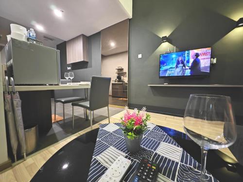 Ayer Keroh MITC 5-7pax 2BR Metra Square Ayer Keroh MITC 5-7pax 2BR Metra Square