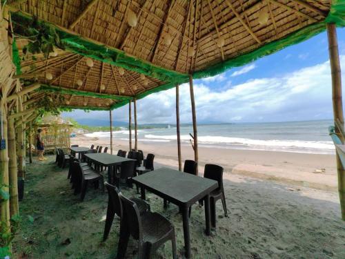 Bamboo Beach in Narra