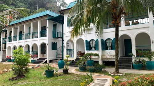 Exterior view, JungleRiverHouse & JungleRiverResort in Bukit Lawang