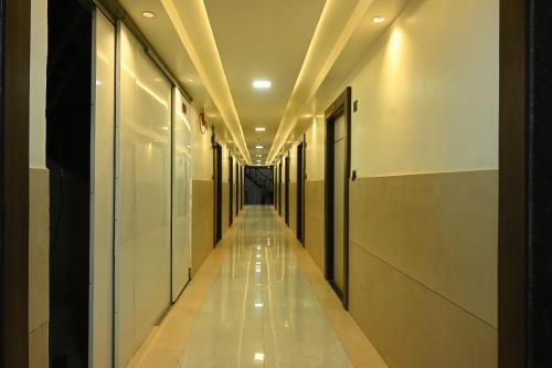 Metro Inn Residency in كاليان