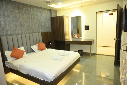 Metro Inn Residency in كاليان