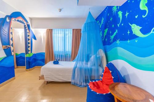 room detail thumbnail 1