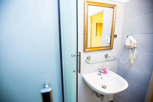 Planetarium - Stare Miasto, Parking Free