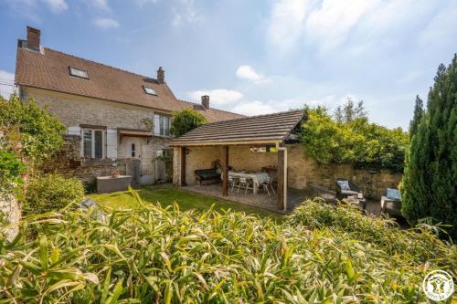Gîte des groux (Gite des groux) in Trie-Chateau