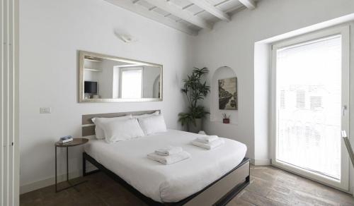 Milano Navigli Canal View Studio Apt, Mailand