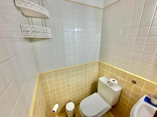 ห้องน้ำ, Marginal vista mar in อาร์มาเชา เด เปรา